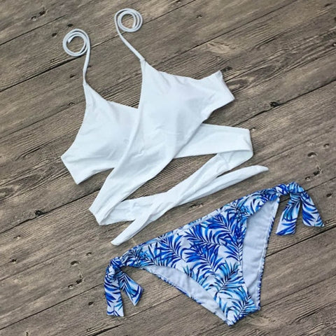 Criss Cross Bikinis Set